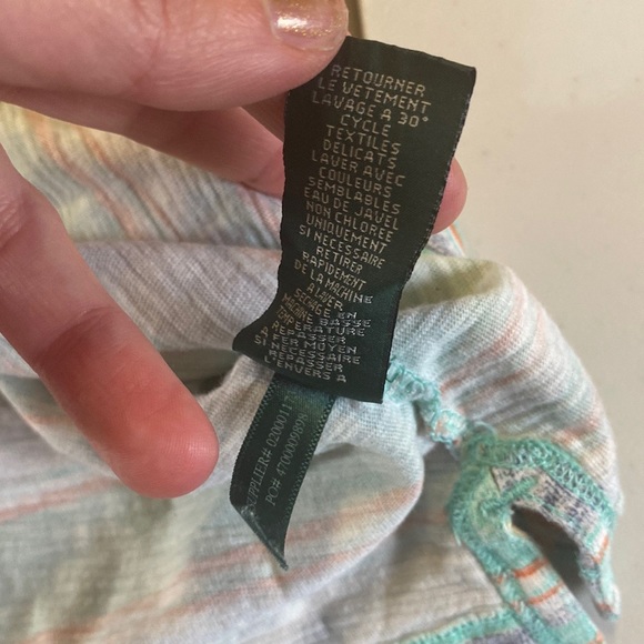 Lauren Ralph Lauren Women’s small colorful Aztec Print Tie Neck 3/4 Sleeve Top - Picture 9 of 11